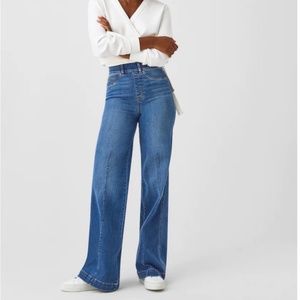 SPANX Seamed Front, Wide Leg Jeans. Indigo  Size L